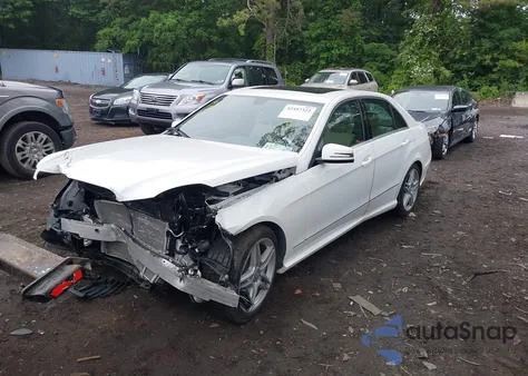 2013 Mercedes-Benz E 350 4Matic из США, поврежденный, VIN WDDHF8JB4DA727504